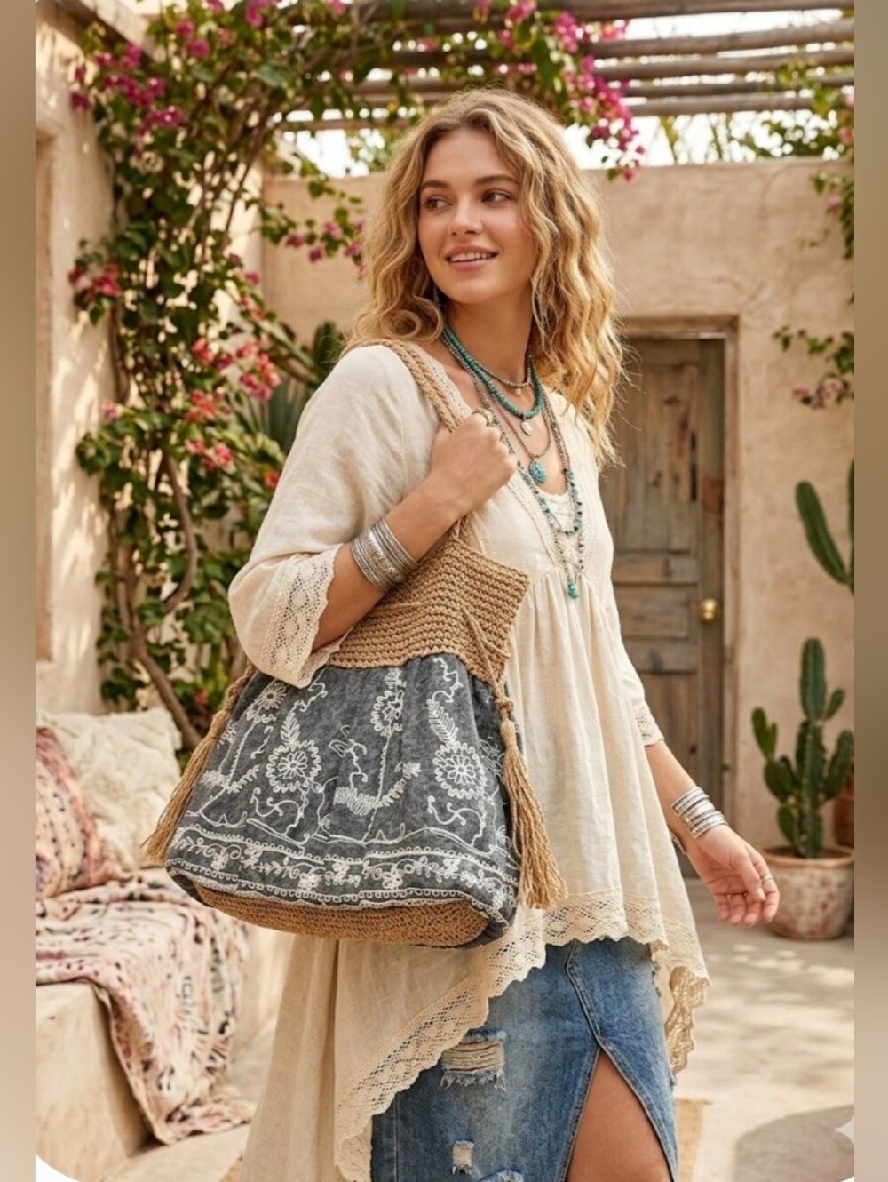 Sun 'N' Sand Boho Beach Tote Purse Bag Embroidered Floral Woven Straw
